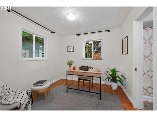 8015 N MISSISSIPPI Ave, Portland, OR 97217