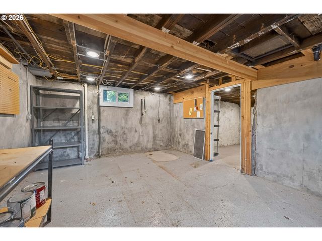 8015 N MISSISSIPPI Ave, Portland, OR 97217