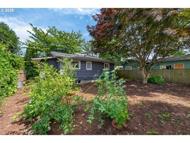 8015 N MISSISSIPPI Ave, Portland, OR 97217