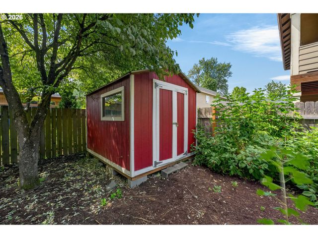 8015 N MISSISSIPPI Ave, Portland, OR 97217