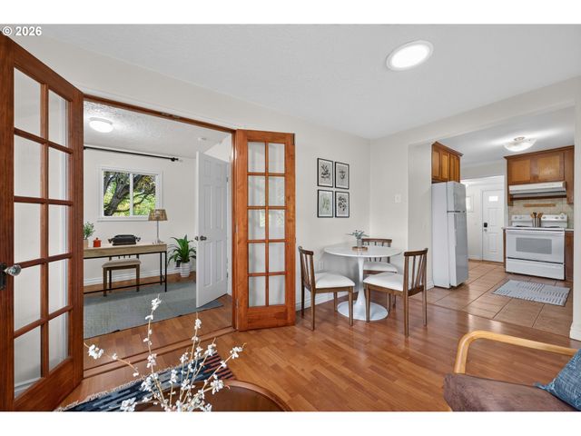 8015 N MISSISSIPPI Ave, Portland, OR 97217