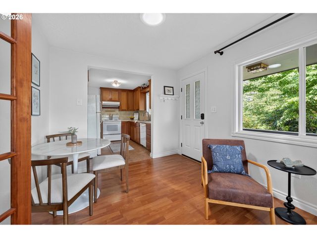 8015 N MISSISSIPPI Ave, Portland, OR 97217