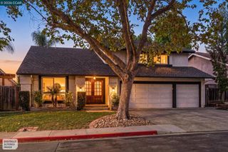 2324 Stewart Ave, Walnut Creek, CA 94596