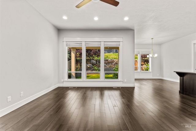 1037 E Radiant Ridge Dr., Meridian, ID 83642