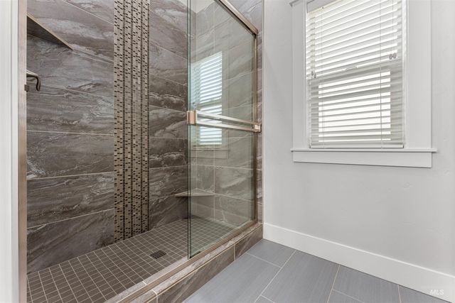 1037 E Radiant Ridge Dr., Meridian, ID 83642
