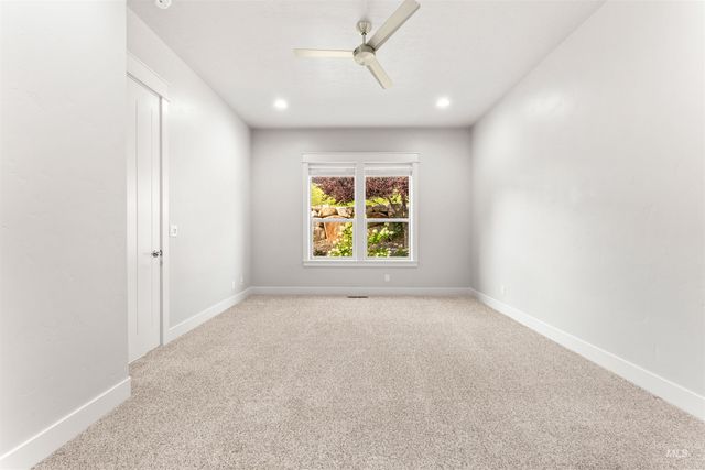 1037 E Radiant Ridge Dr., Meridian, ID 83642