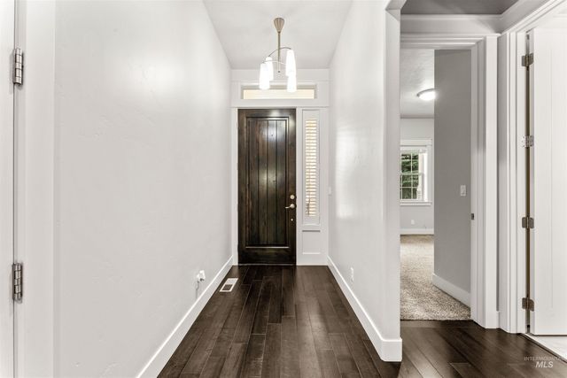 1037 E Radiant Ridge Dr., Meridian, ID 83642