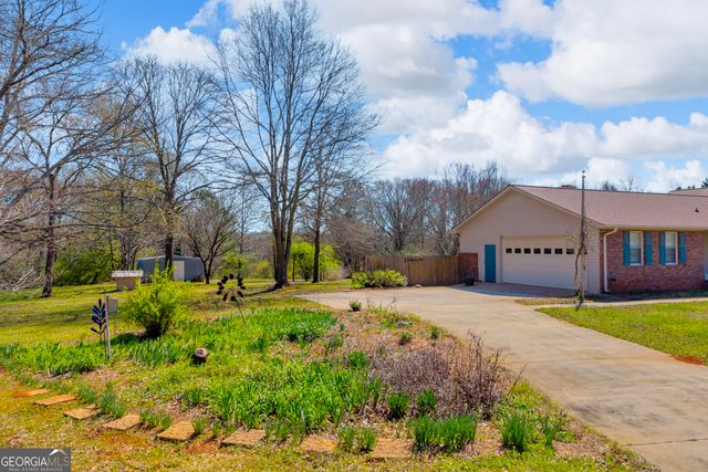 80 Riverbend Circle, Royston, GA 30662