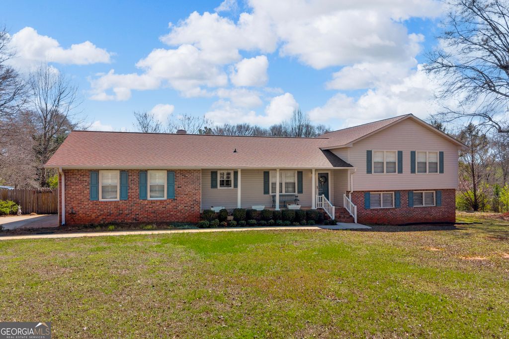 80 Riverbend Circle, Royston, GA 30662