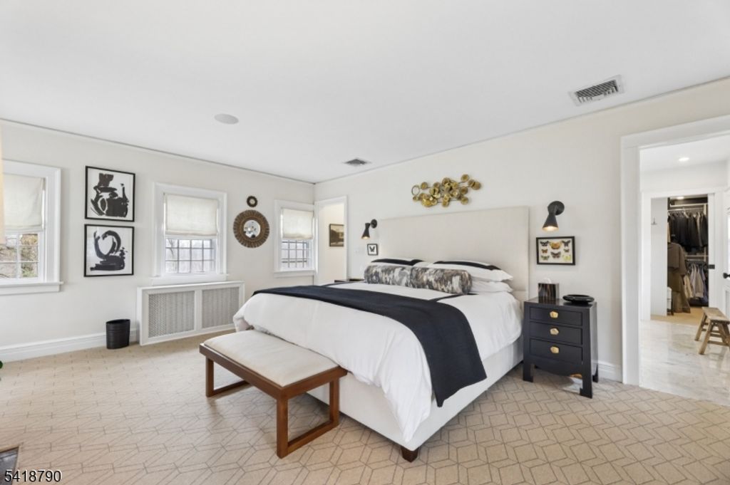 Image 18 of property listing at 29 Gordon Rd, Essex Fells Twp., NJ 07021