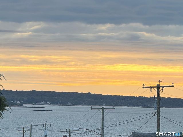 35 Nehantic Drive, East Lyme, CT 06333