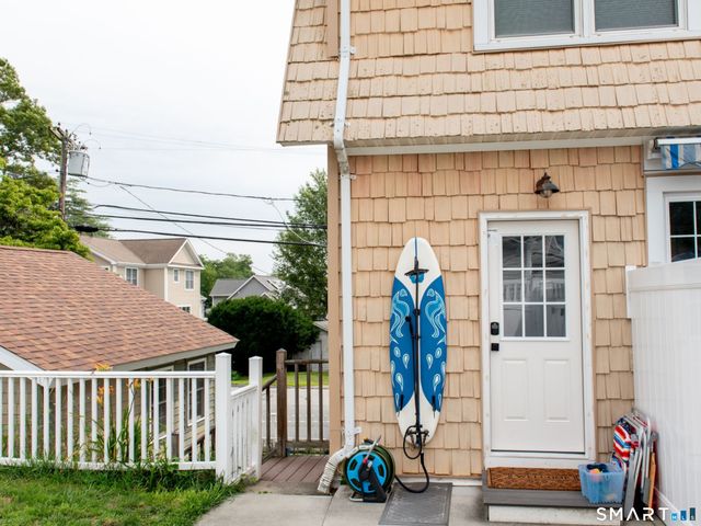 35 Nehantic Drive, East Lyme, CT 06333