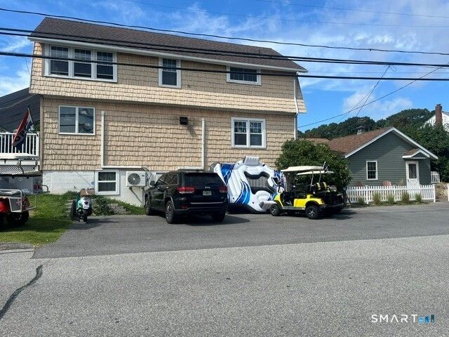 35 Nehantic Drive, East Lyme, CT 06333