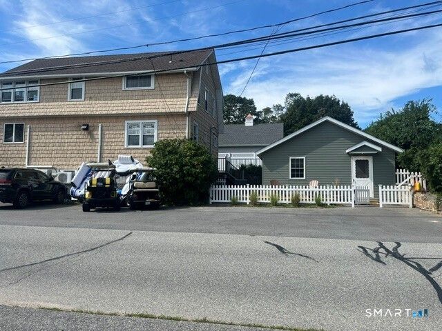 35 Nehantic Drive, East Lyme, CT 06333