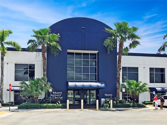 7500 NW 25th St 205, Miami, FL 33122