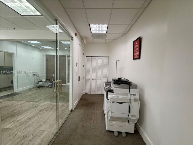 7500 NW 25th St 205, Miami, FL 33122