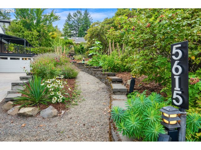 5615 Sw JEFFERSON St, Portland, OR 97221