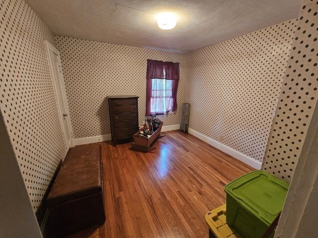 779 Dickinson, Springfield, MA 01108