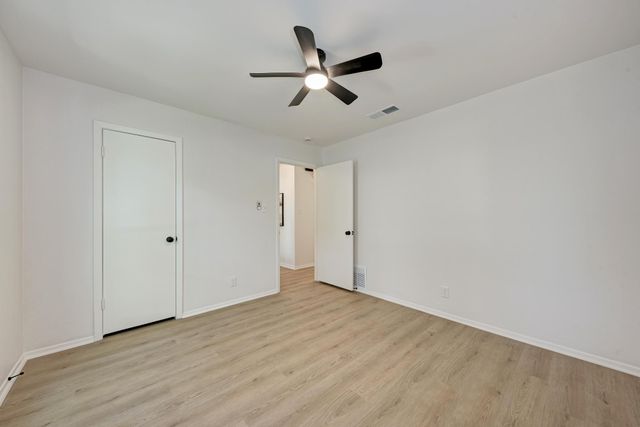 10303 Leaning Willow DR, Austin, TX 78758