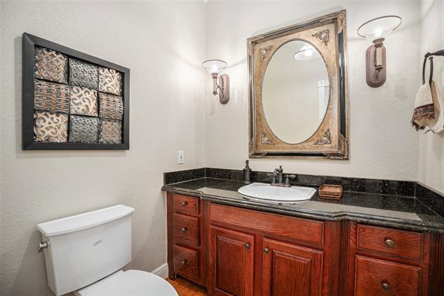 33 Maple Lane, Galveston, TX 77551