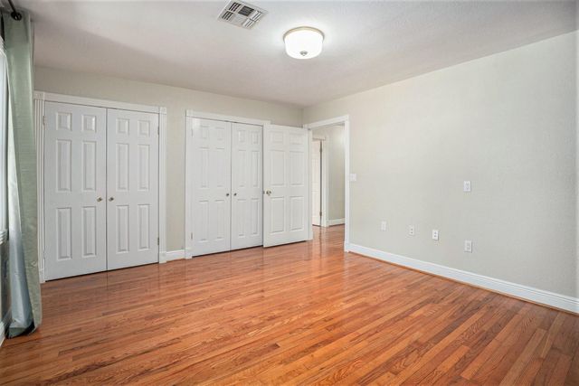 33 Maple Lane, Galveston, TX 77551