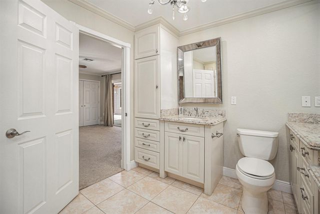 33 Maple Lane, Galveston, TX 77551