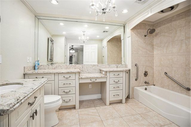 33 Maple Lane, Galveston, TX 77551