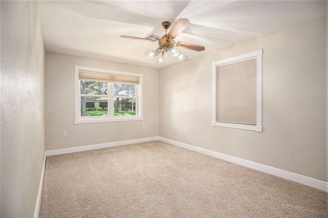 33 Maple Lane, Galveston, TX 77551