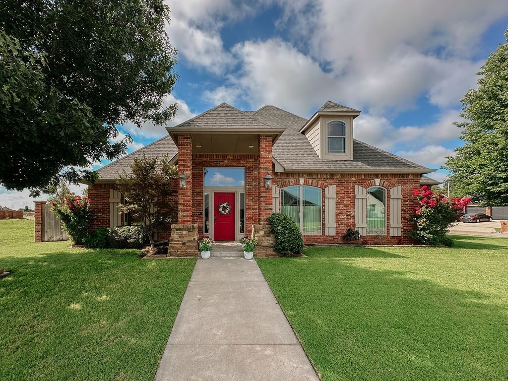 700 Cornerstone Avenue, Weatherford, OK 73096