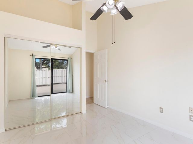5933 Golden Eagle Circle, Palm Beach Gardens, FL 33418