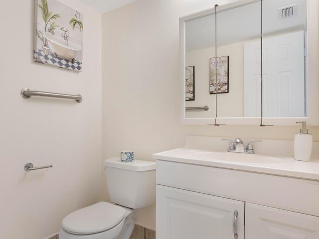 5933 Golden Eagle Circle, Palm Beach Gardens, FL 33418