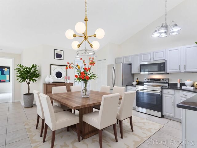 5933 Golden Eagle Circle, Palm Beach Gardens, FL 33418