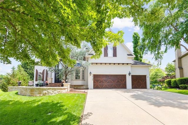 14748 Maple Street, Overland Park, KS 66223