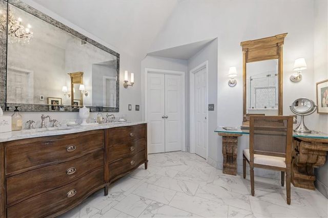 14748 Maple Street, Overland Park, KS 66223