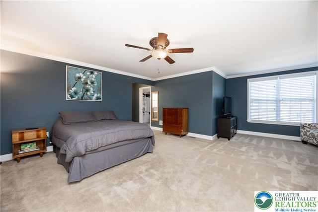 7266 Cedar Road, Lower Macungie Twp, PA 18062