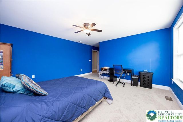 7266 Cedar Road, Lower Macungie Twp, PA 18062