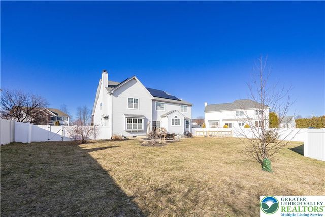 7266 Cedar Road, Lower Macungie Twp, PA 18062