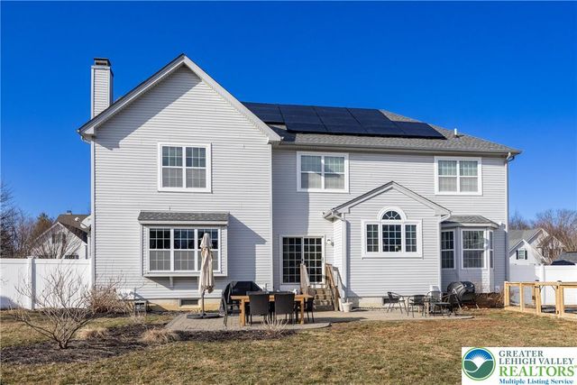 7266 Cedar Road, Lower Macungie Twp, PA 18062