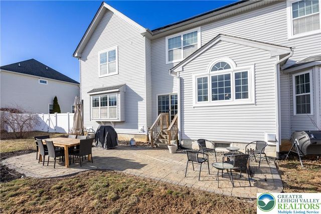 7266 Cedar Road, Lower Macungie Twp, PA 18062