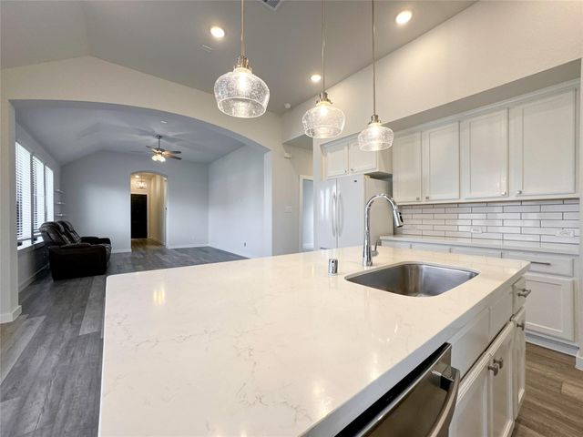 3205 Cornflower Coast Court, Texas City, TX 77568