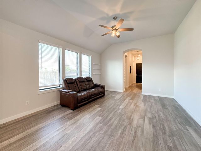 3205 Cornflower Coast Court, Texas City, TX 77568