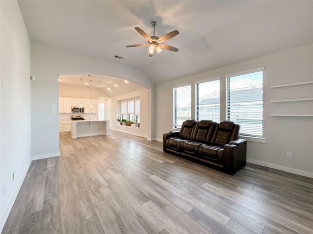 3205 Cornflower Coast Court, Texas City, TX 77568