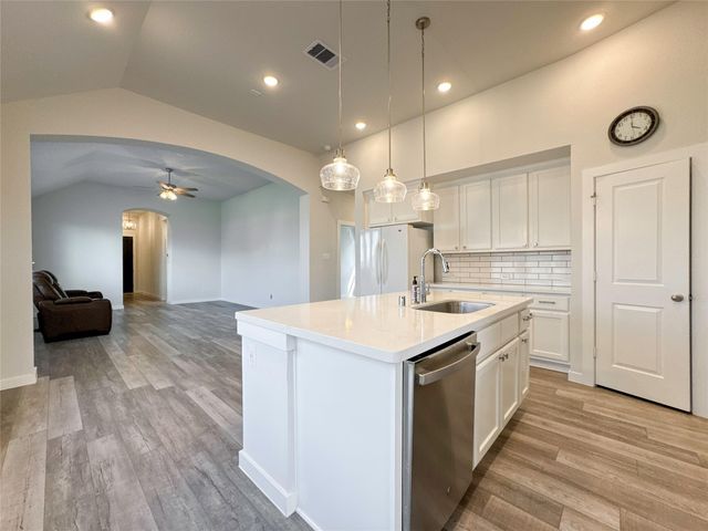 3205 Cornflower Coast Court, Texas City, TX 77568