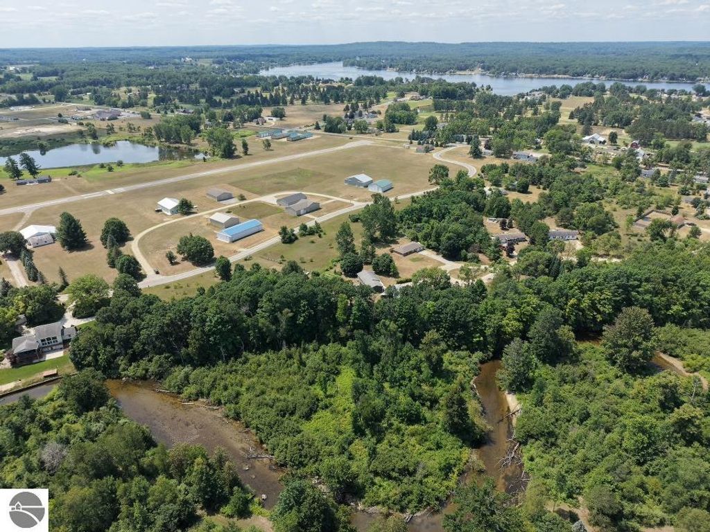 Image 5 of property listing at 1033 & 1035 Bonanza Lane, Weidman, MI 48893