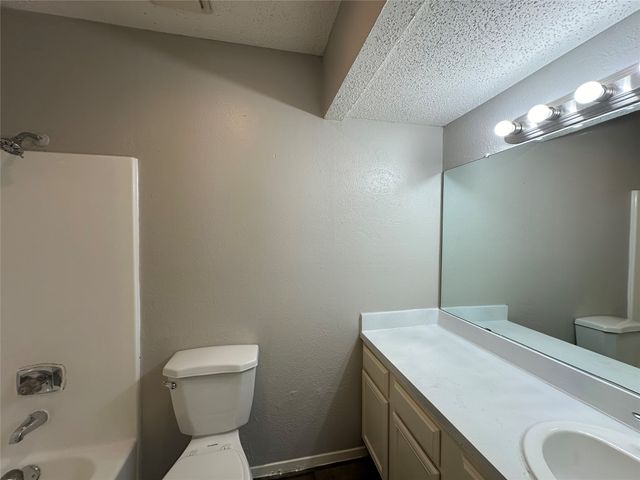 9696 Walnut Street 1301, Dallas, TX 75243