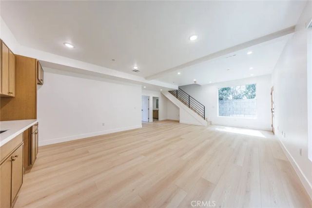 1065 S Corning Street C, Los Angeles, CA 90035