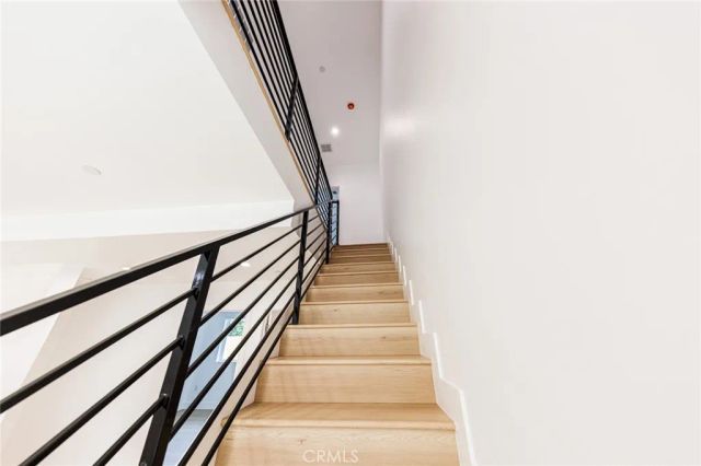 1065 S Corning Street C, Los Angeles, CA 90035