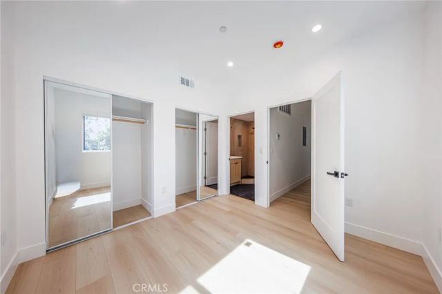 1065 S Corning Street C, Los Angeles, CA 90035