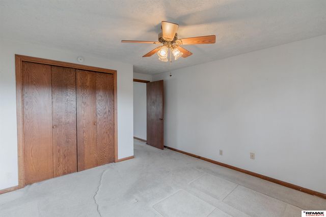 600 McKelvie Road, Lincoln, NE 68521