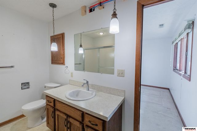 600 McKelvie Road, Lincoln, NE 68521